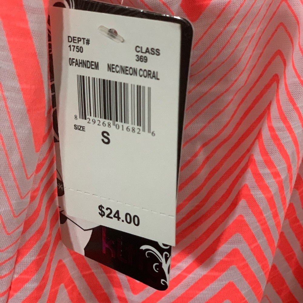 Tank top - Picture 3 of 3